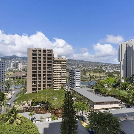 Ala Wai Suite 1 Bed Canal View Condo Honolulu Exterior photo